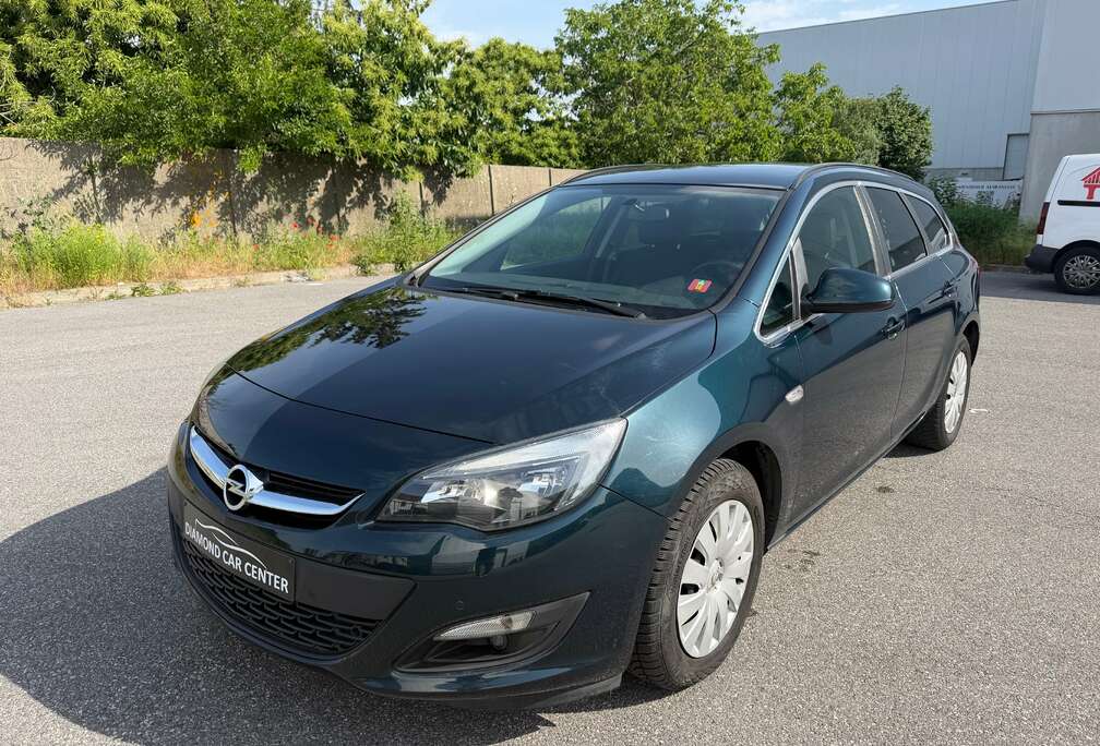 Opel Astra Sports Tourer 2104