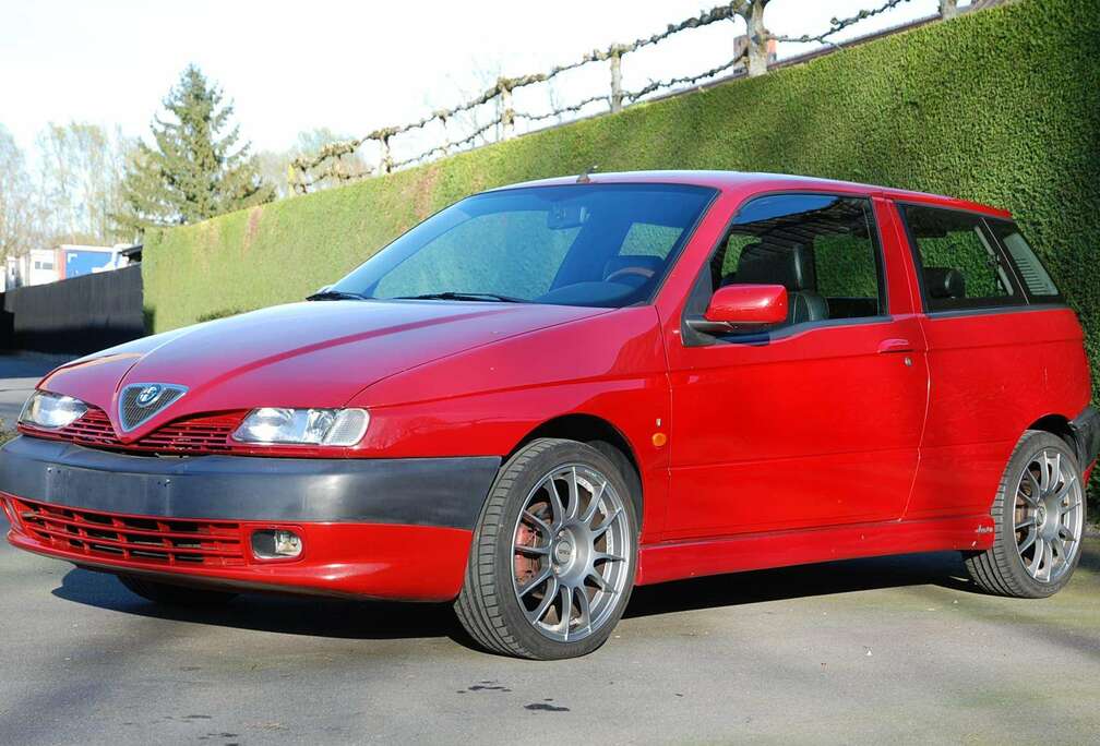 Alfa Romeo 1.4i 16v TS