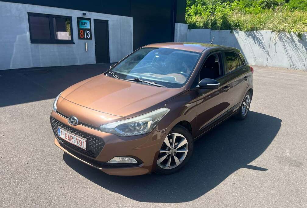 Hyundai i20 1.4i Pop