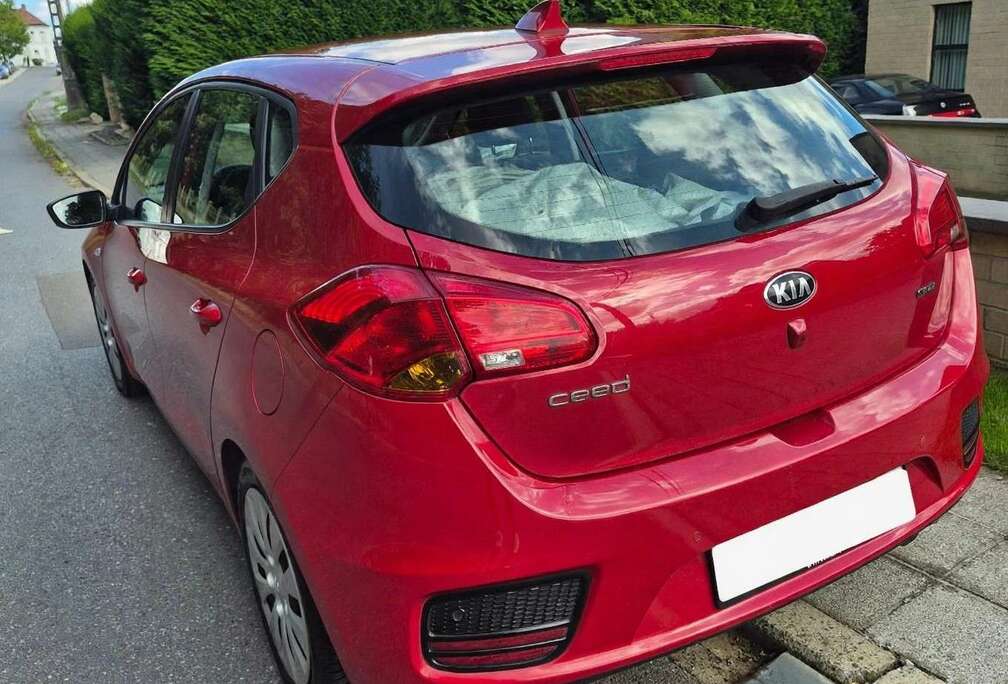 Kia 1.4 CRDi 1er Propriétaire , Carnet complet