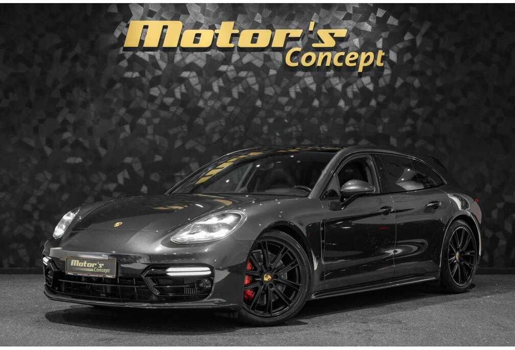 Porsche Sport Turismo GTS V8