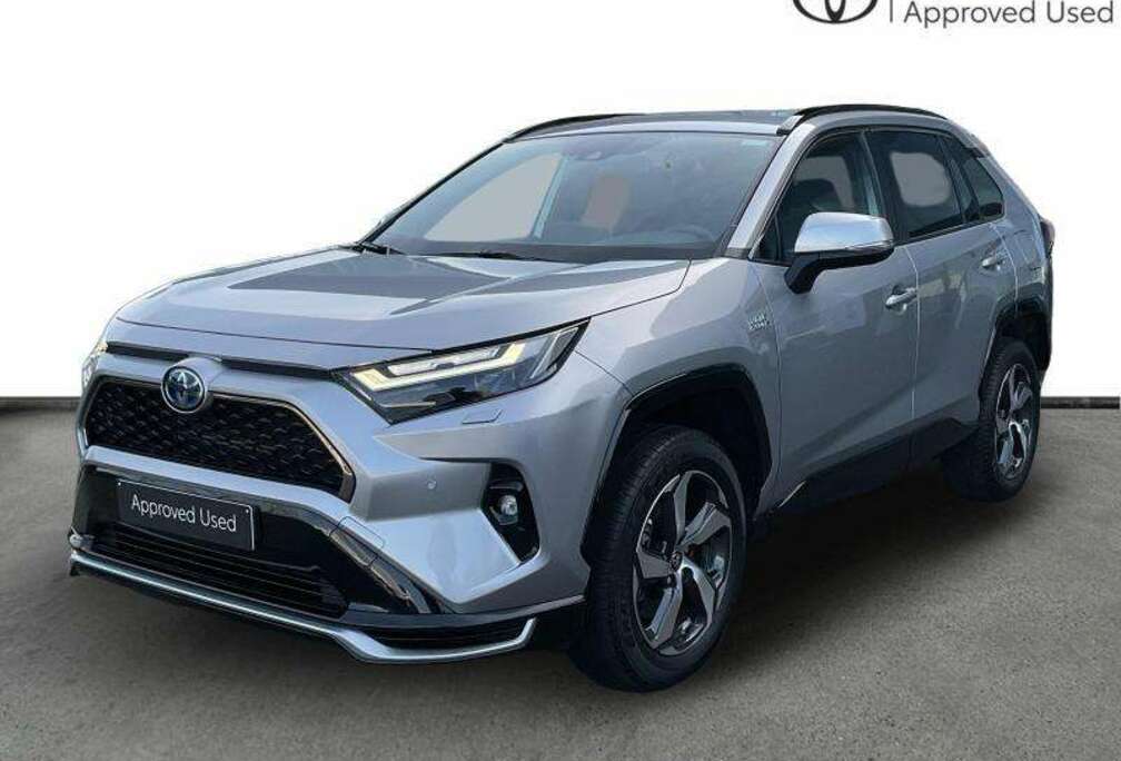 Toyota Dynamic Plus AWD PHEV