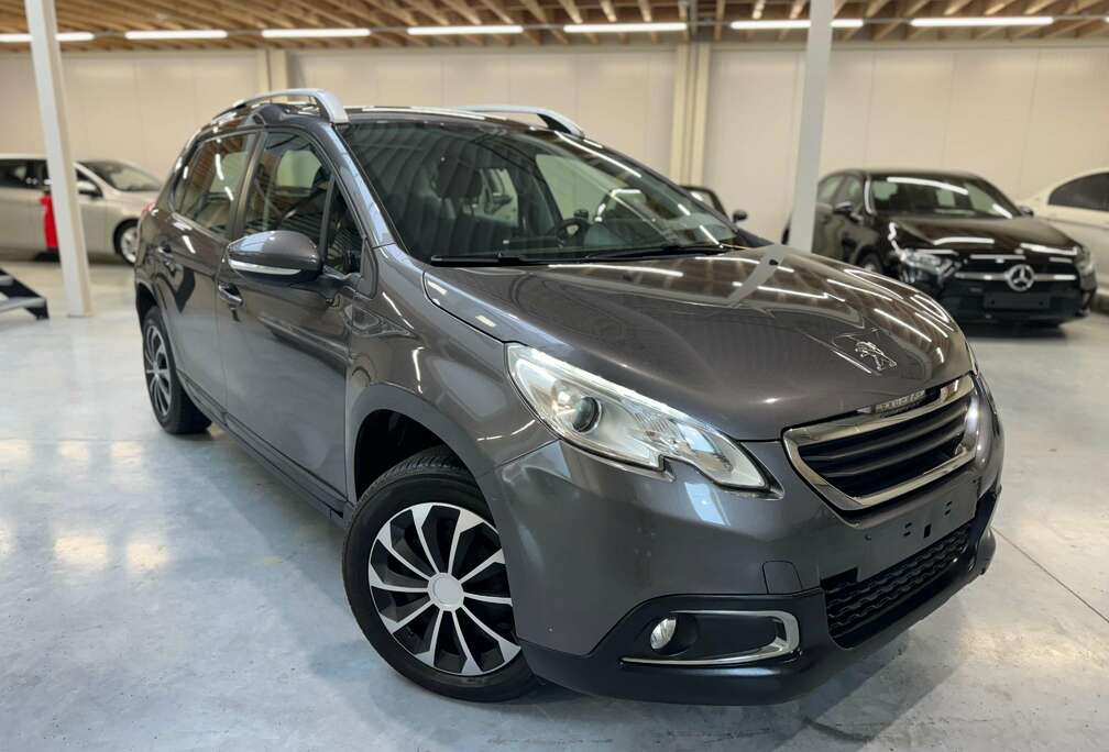 Peugeot 1.2i PureTech Allure S