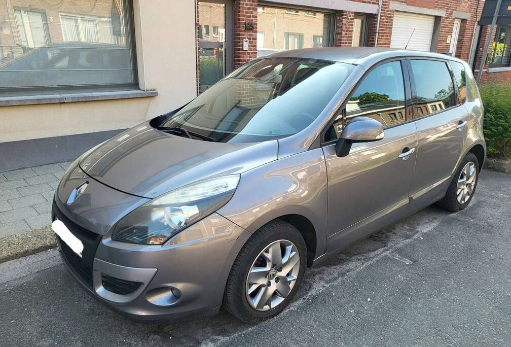 Renault Scenic 1.5 dCi Silver Edition FAP