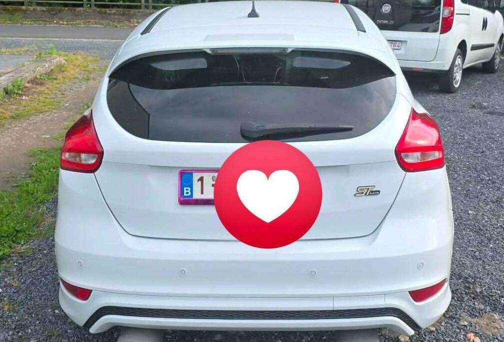 Ford Focus 1.0 EcoBoost ST Line