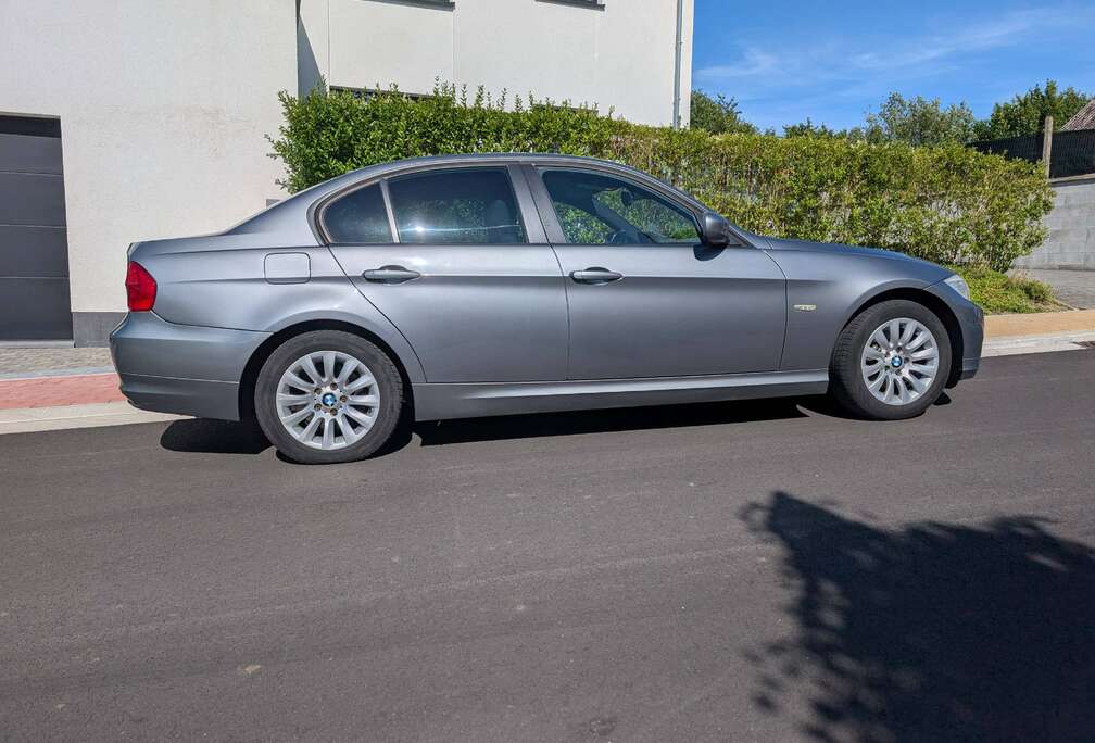 BMW 318 d