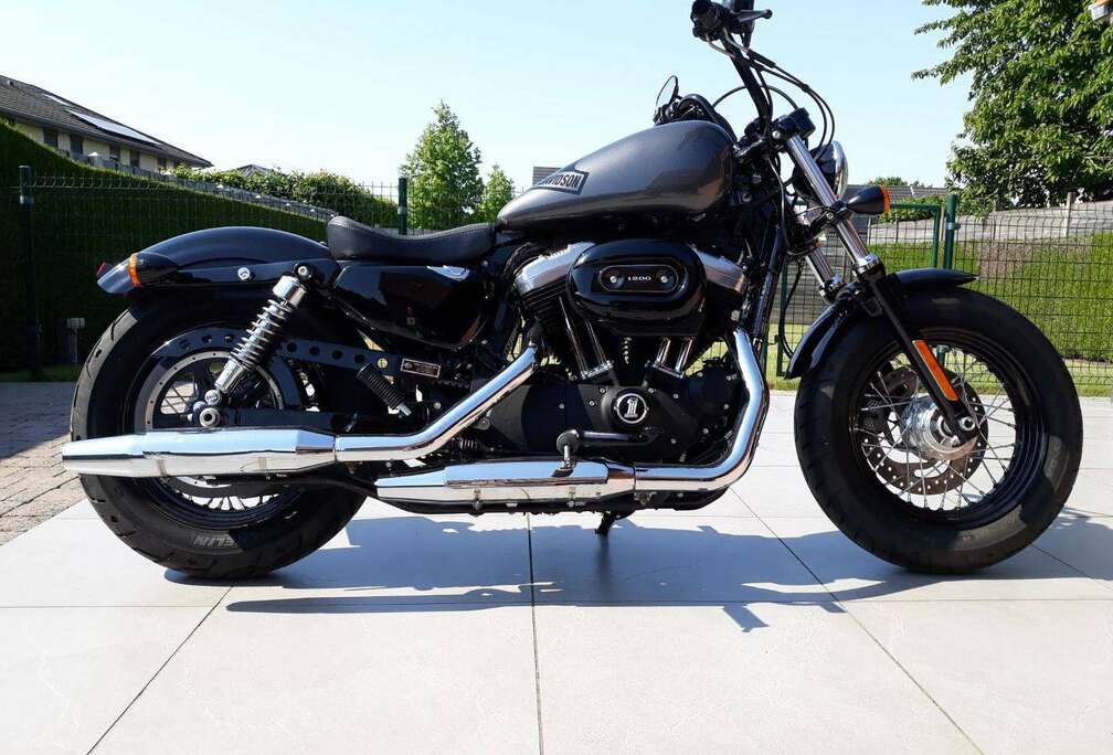 XL1200X