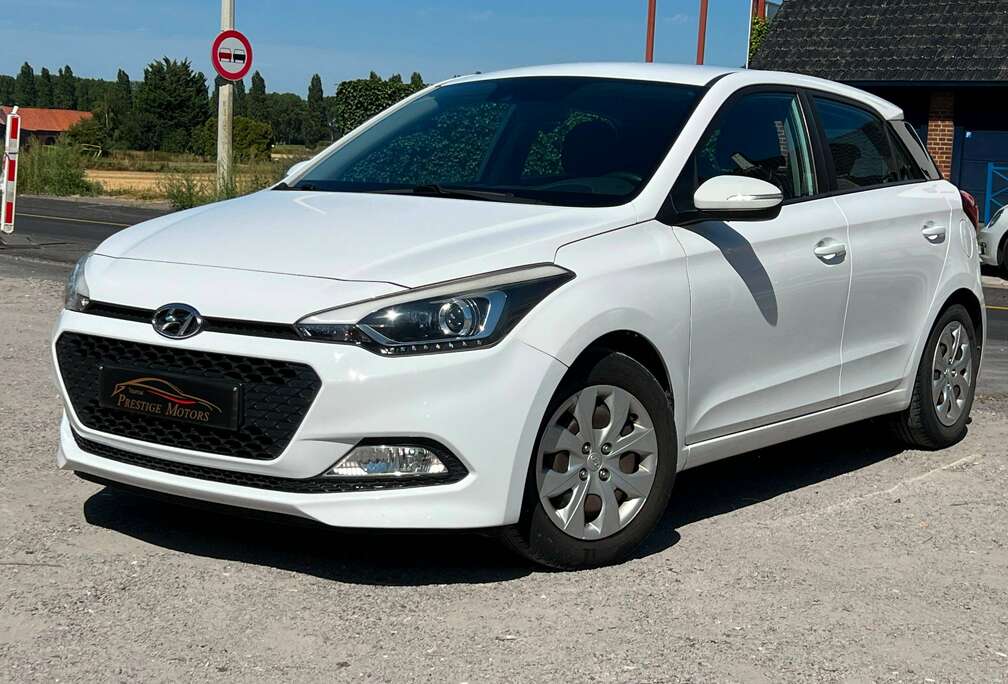 Hyundai i20 1.2i VENTE MARCHAND EXPORTATION