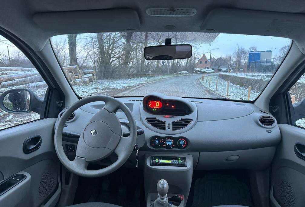 Renault 1.2i Authentique