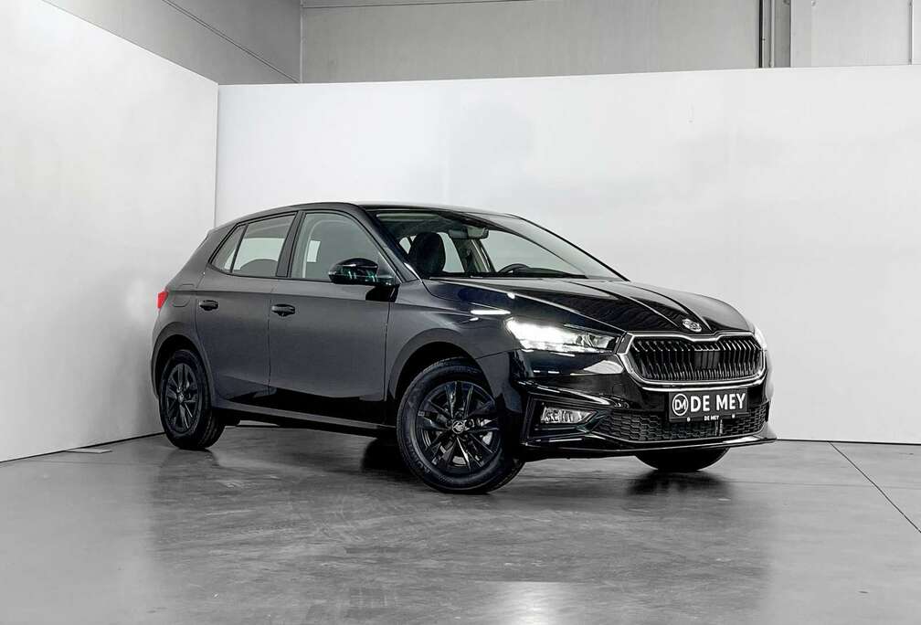 Skoda 1.0 TSI DSG Selection / Black Pack / Carplay / Camera / C.C. / Virtual
