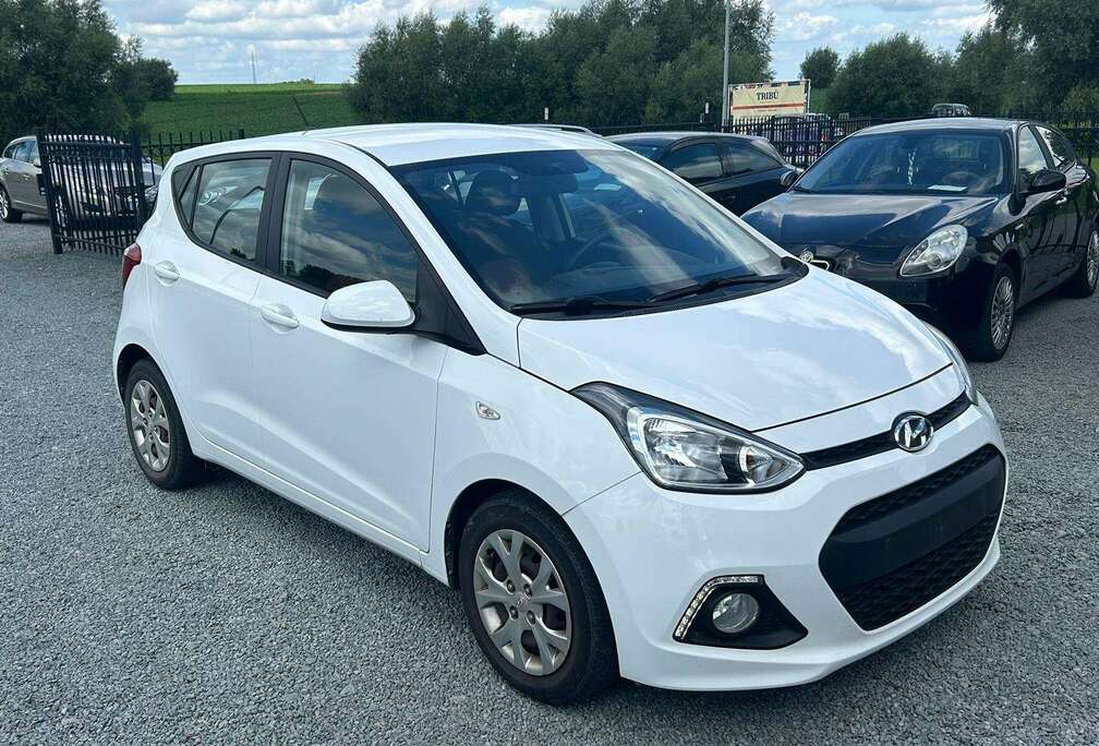 Hyundai 1.0L BENZINE. 95000 KM. 2016. 5950 EURO