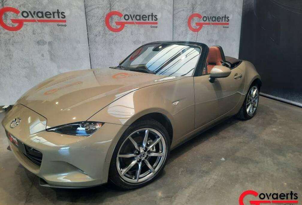 Mazda MX-5 MY2023 Soft TOP Kazari + Driver ASS Pack