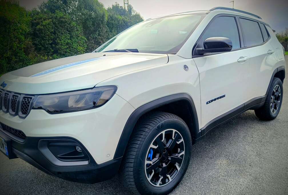 Jeep Compass PHEV 1.3 Turbo eAWD Trailhawk