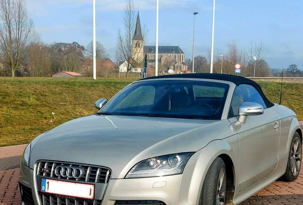 Audi Roadster 2.0 TFSI Quattro S tronic