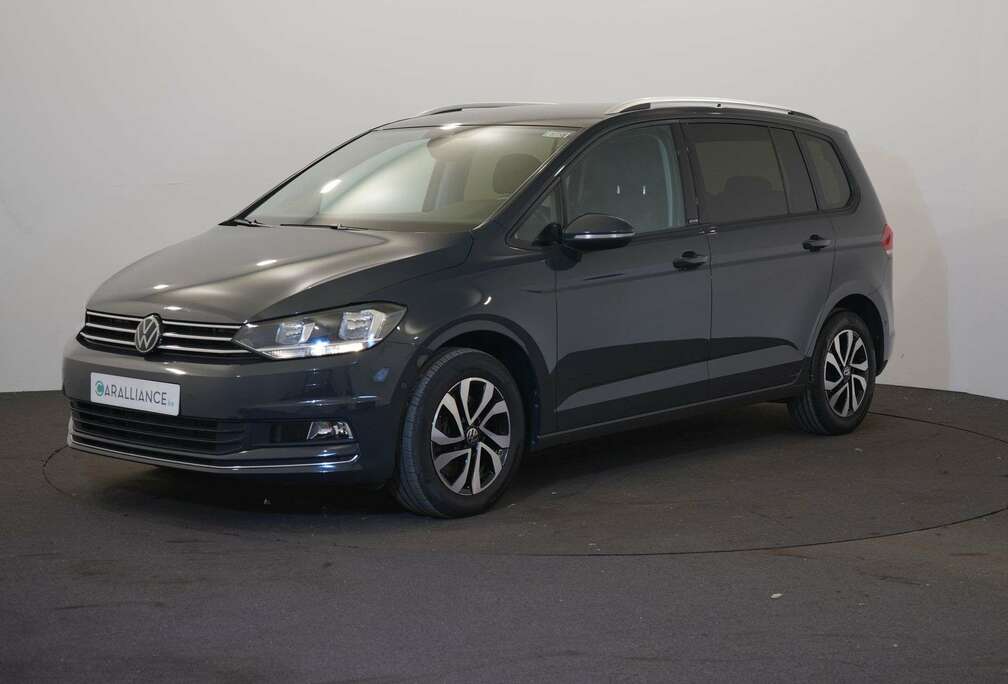 Volkswagen 2.0 TDi7placesNavByAPPAppleCarPlayCockpit.digit