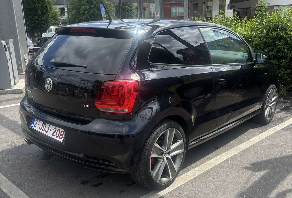 Volkswagen 1.4i Black Edition