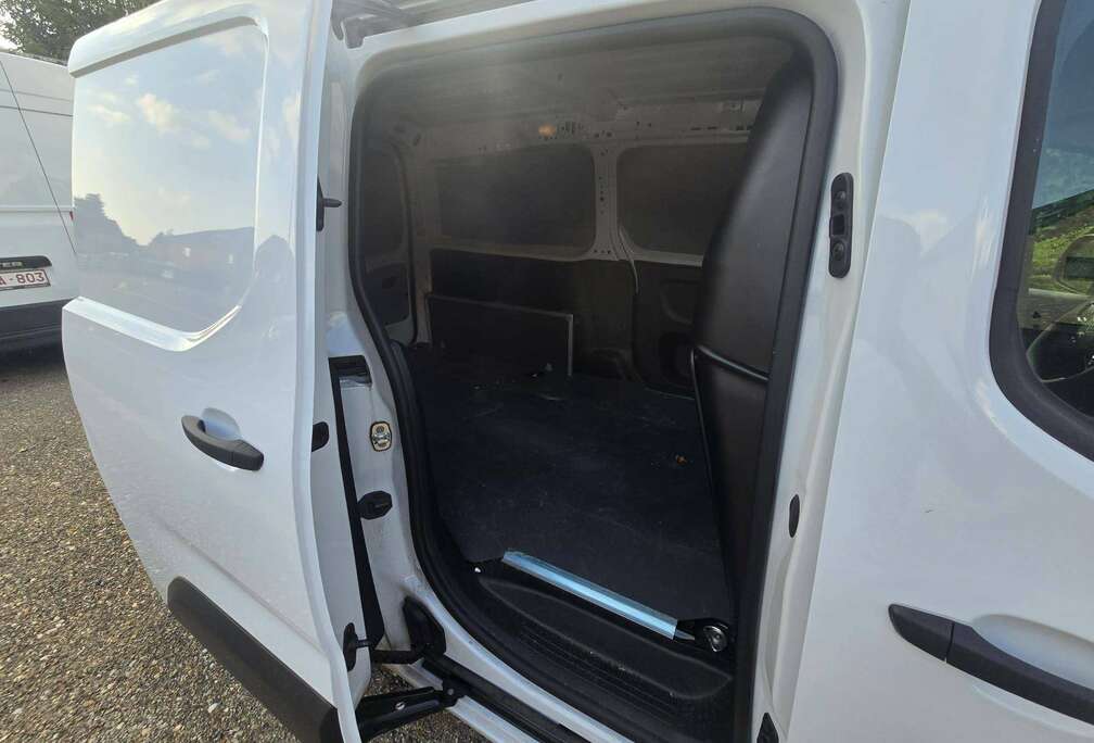 Citroen 1.5 BlueHDi XL Heavy DC S/S (EU6.4)