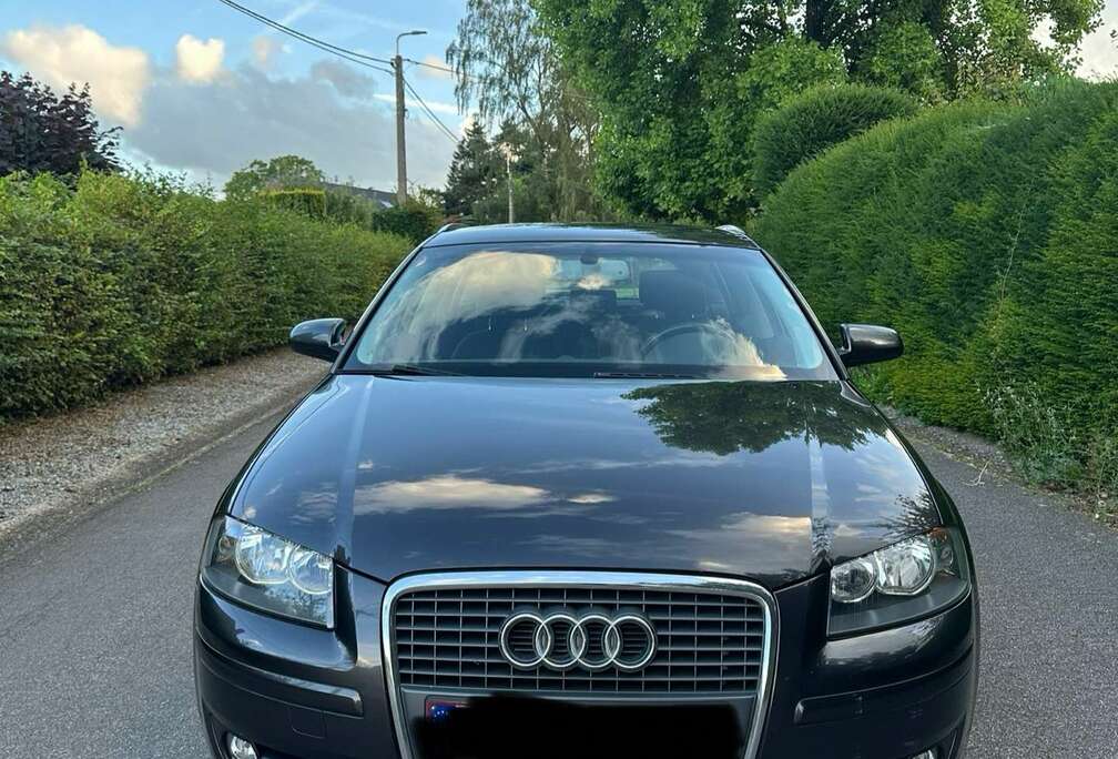 Audi Sportback 1.9 TDi Ambiente S tronic