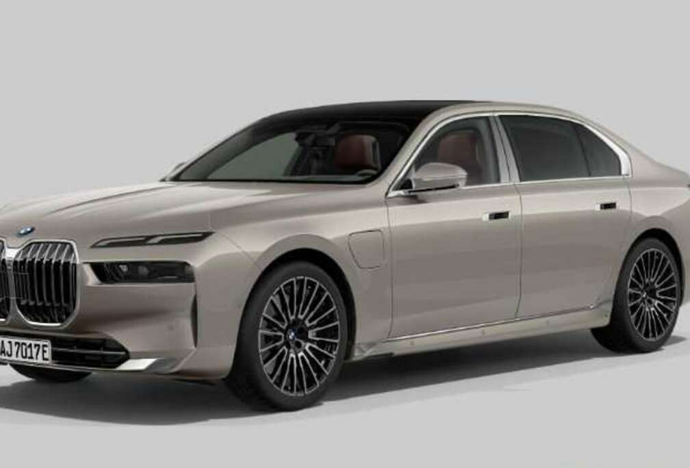 BMW E XDRIVE AS PHEV ***AUT.DOORS / CINEMA SCREEN***