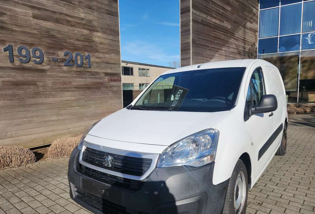 Peugeot 1.6 HDi / 1 propriétaire/ carnet d\'entretien