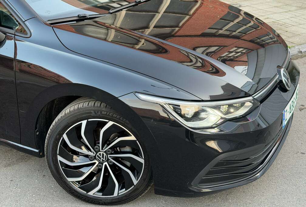 Volkswagen Golf 1.5 eTSI Life OPF DSG