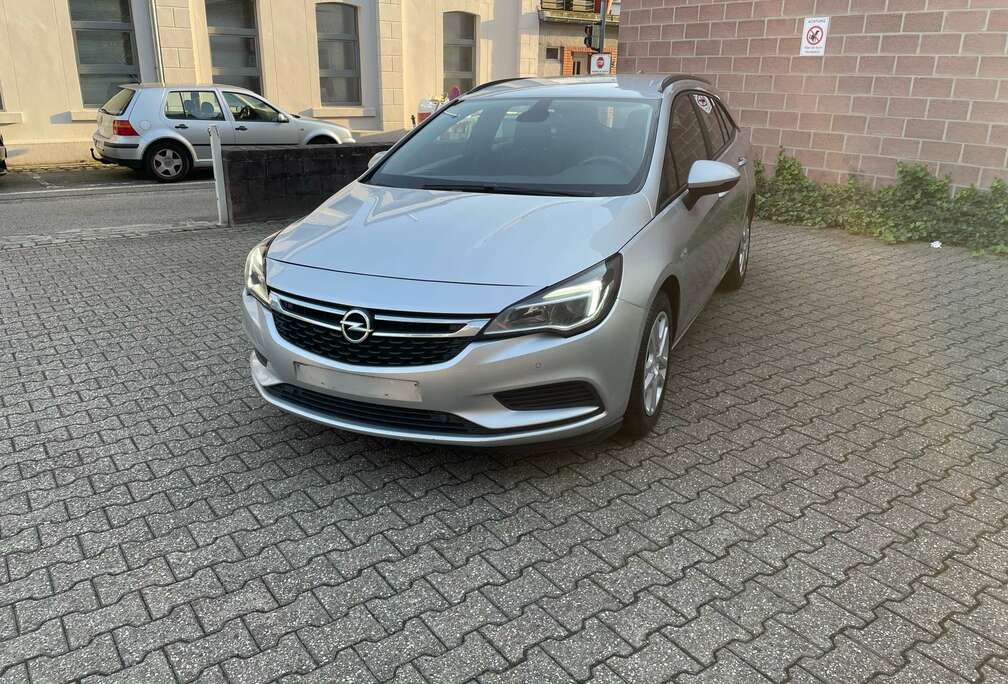 Opel 1.6 D (CDTI) Sports Tourer Edition