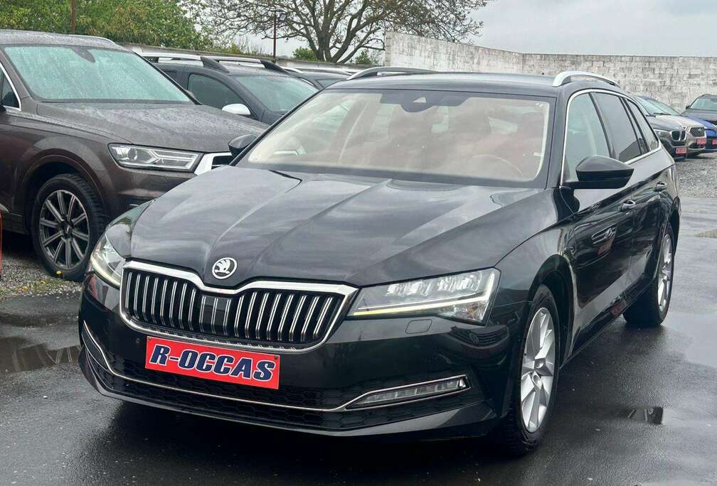 Skoda Superb Combi 1.6 TDi Style DSG FULL OPTIONS TVA