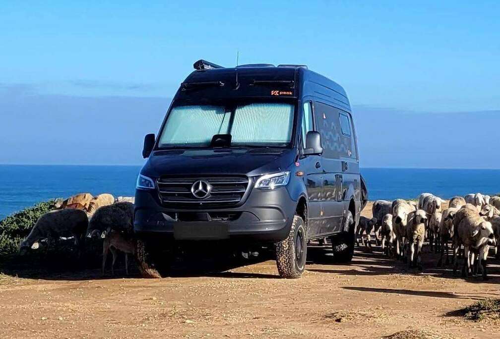Mercedes-Benz Yucon 4X4 H2L2 Fourgon aménagé permis B camping ca