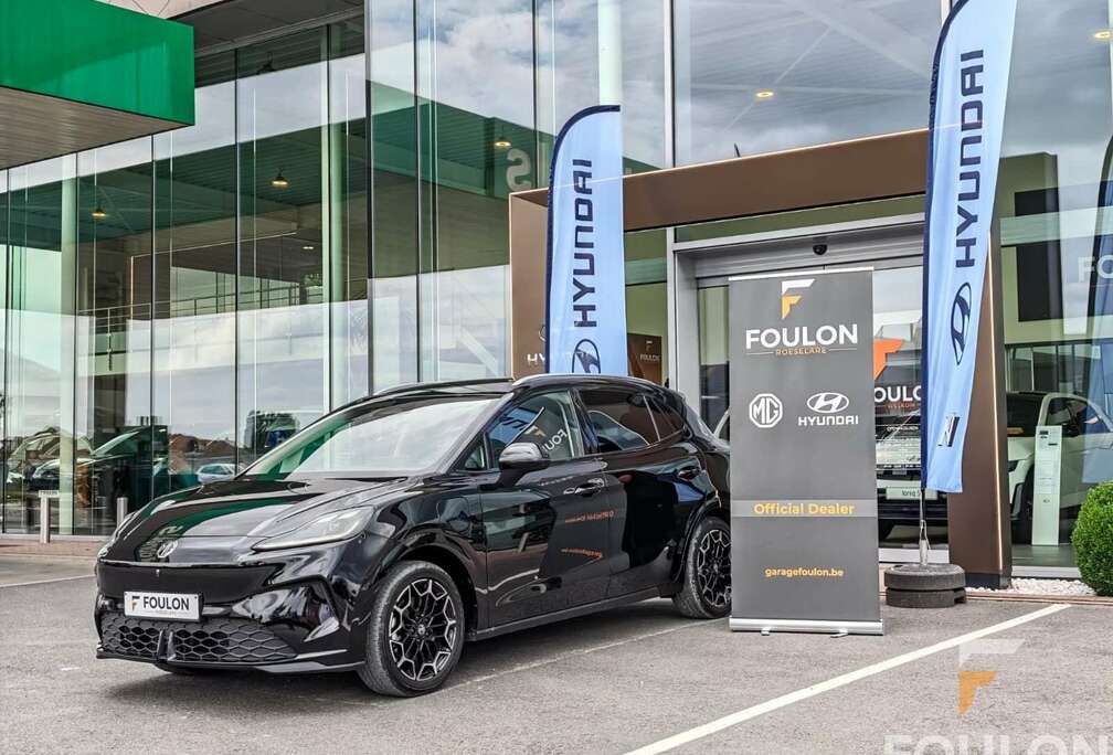 MG 54 kWh Premium  STOCK