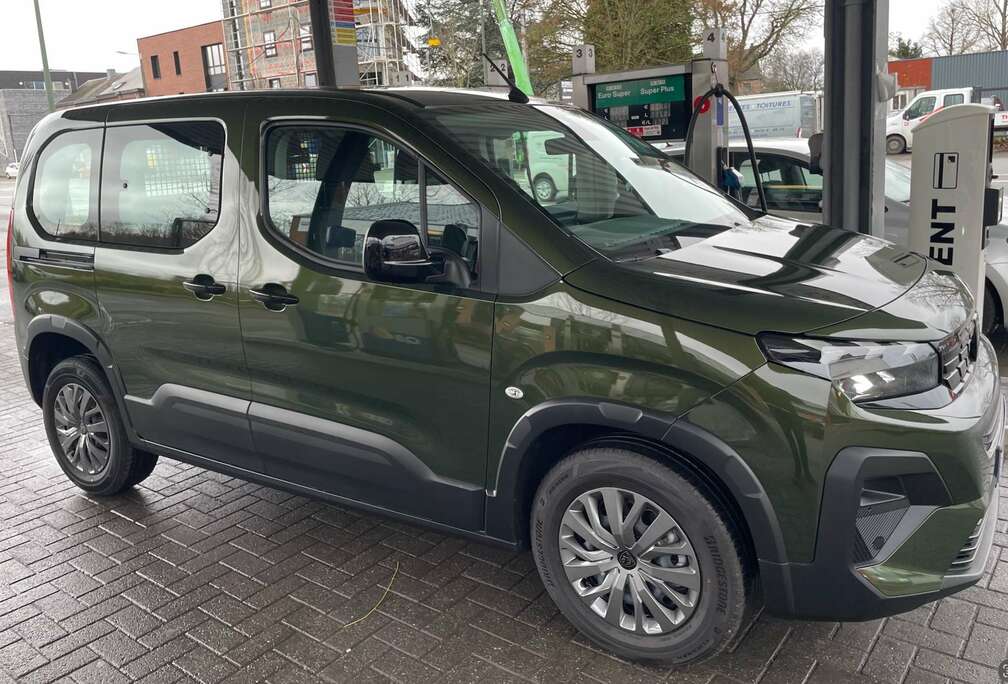 Peugeot Rifter 1.5 Diesel EAT8 - 130 CH