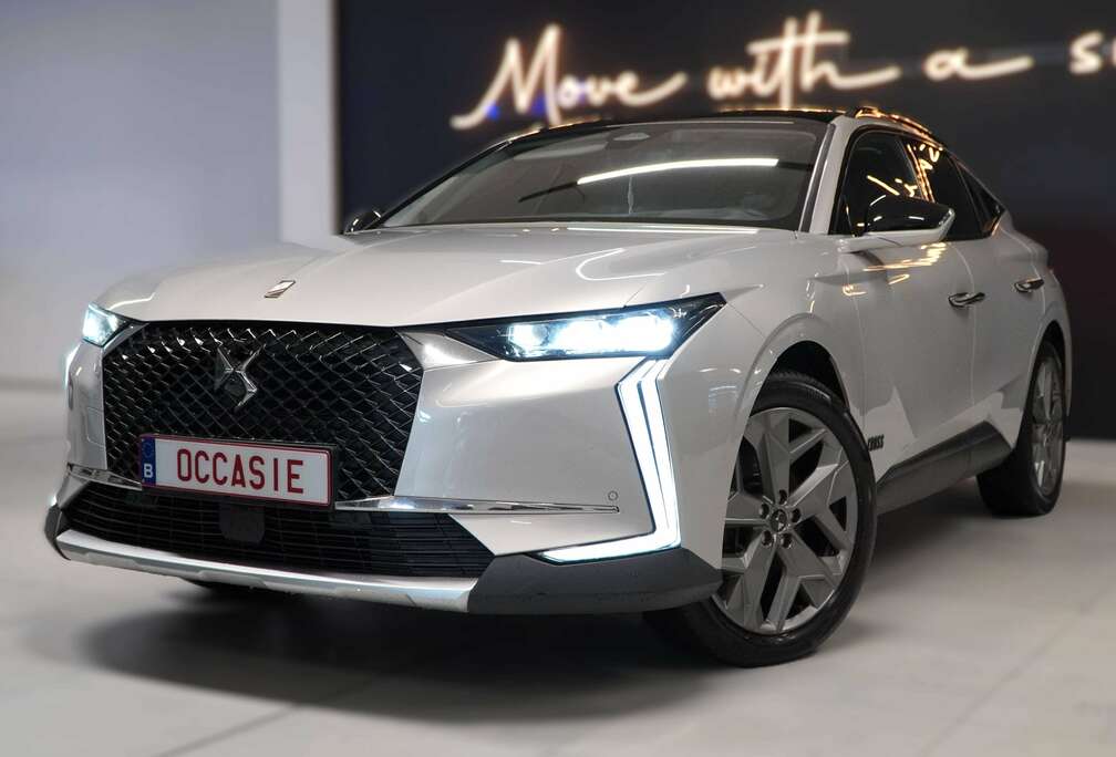 DS 4 PHEV 1.6 E-TENSE Cross Trocadero (165 kW)