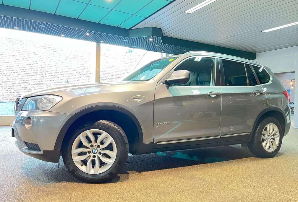 BMW 2.0dA xDrive * Cuir * Navi * AC * 1er propriétr