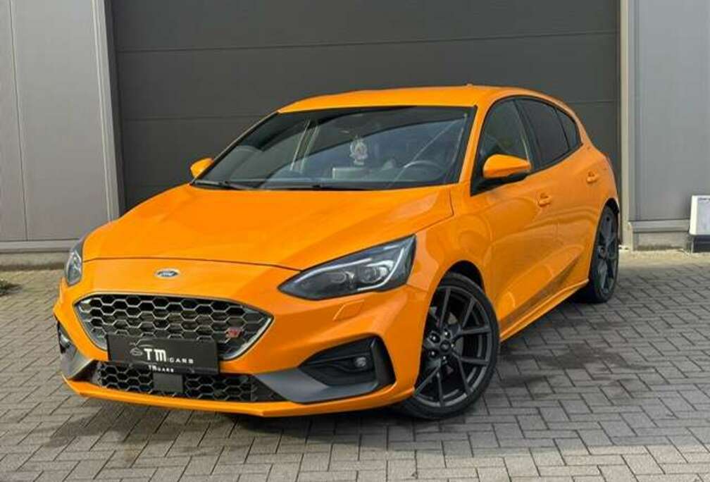 Ford Focus ST 2.3 EcoBoost
