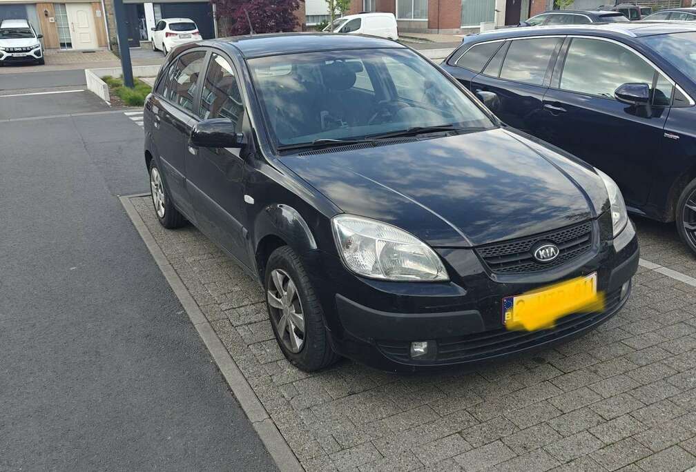 Kia 1.6 Aut. EX Top