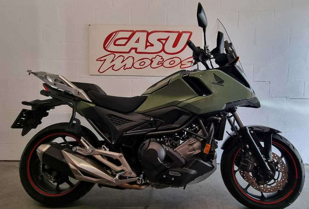 Honda NC750X DCT