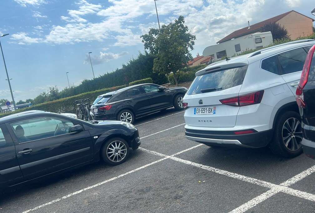 Audi Sportback 35 TFSI Business Edition S line tronic