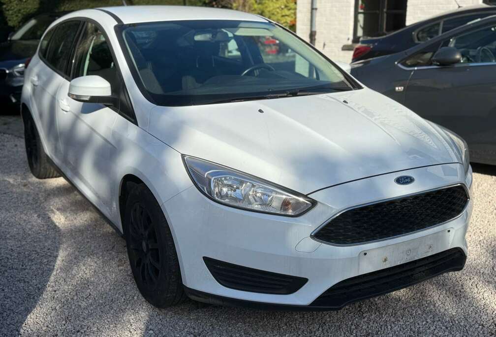 Ford 1.0i benzine - 2018 - 64848KM - GARANTIE