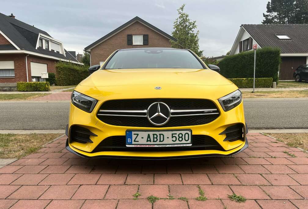 Mercedes-Benz A 35 AMG 4-Matic/ PANO/LED/BECQUET