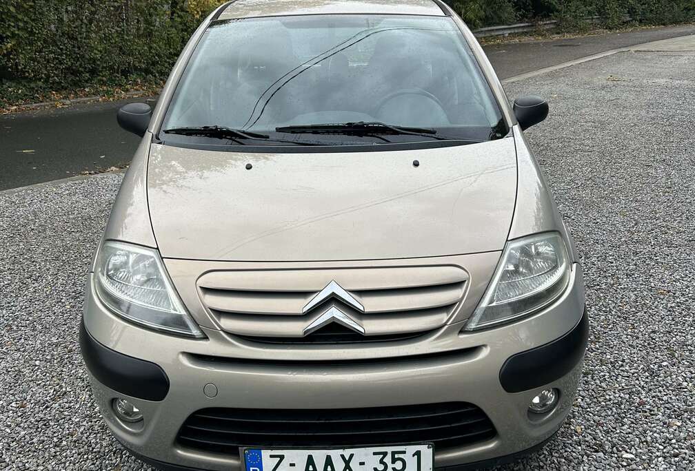 Citroen 1.4i euro4 prête a immatriculée