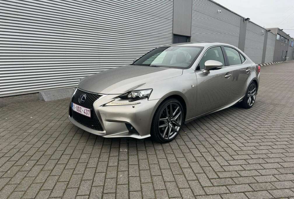 Lexus 300h F Sport