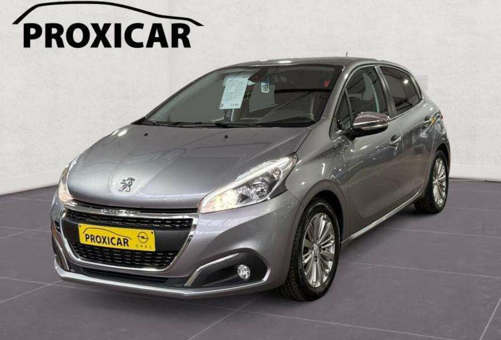 Peugeot 1.2i 83cv Signature Cruise*Carplay*GPS