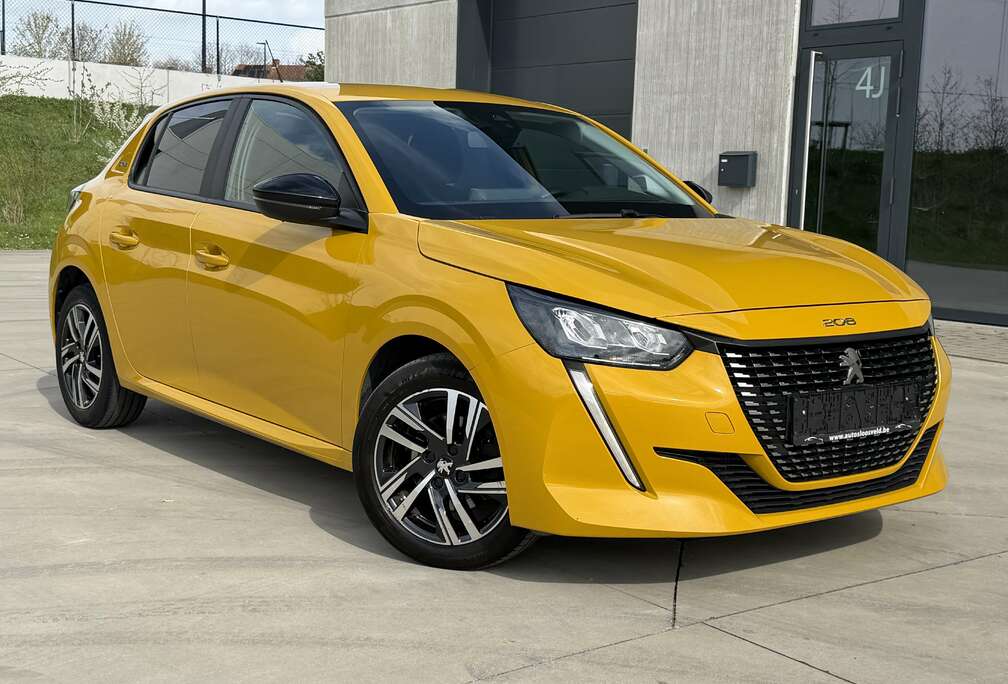 Peugeot 1.5 BlueHDi Style Euro 6d/ CARPLAY/ CAMERA/ LED