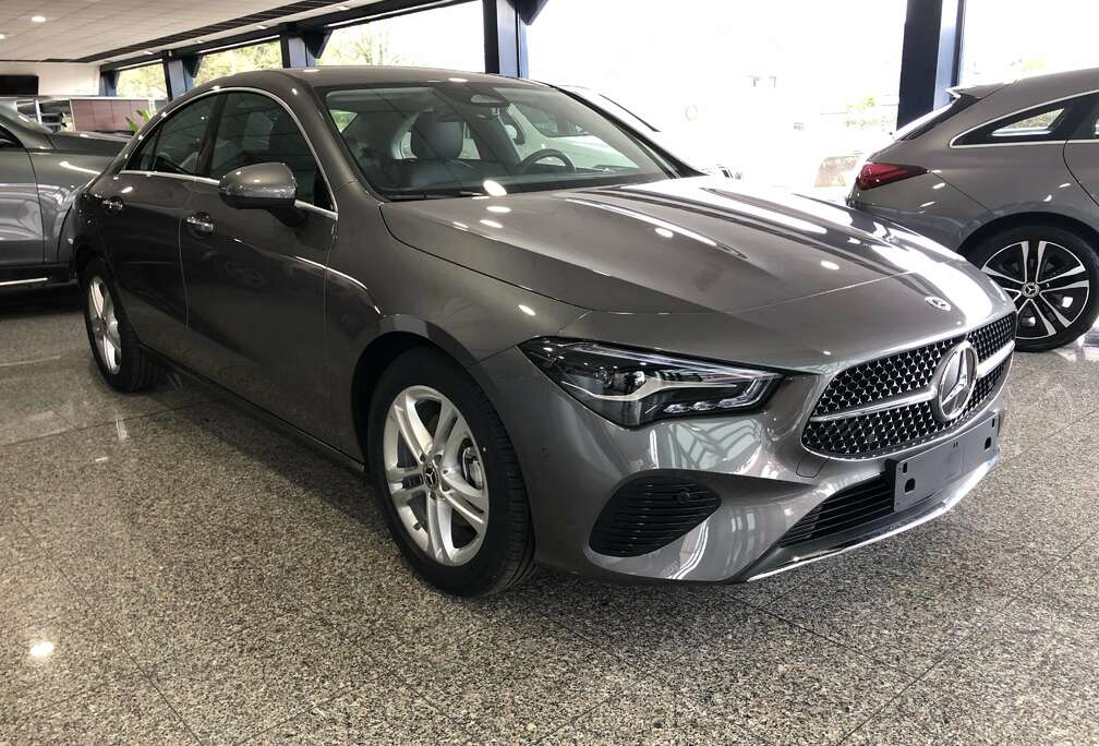 Mercedes-Benz CLA 180 Business Line, Camera, Carplay winter pack