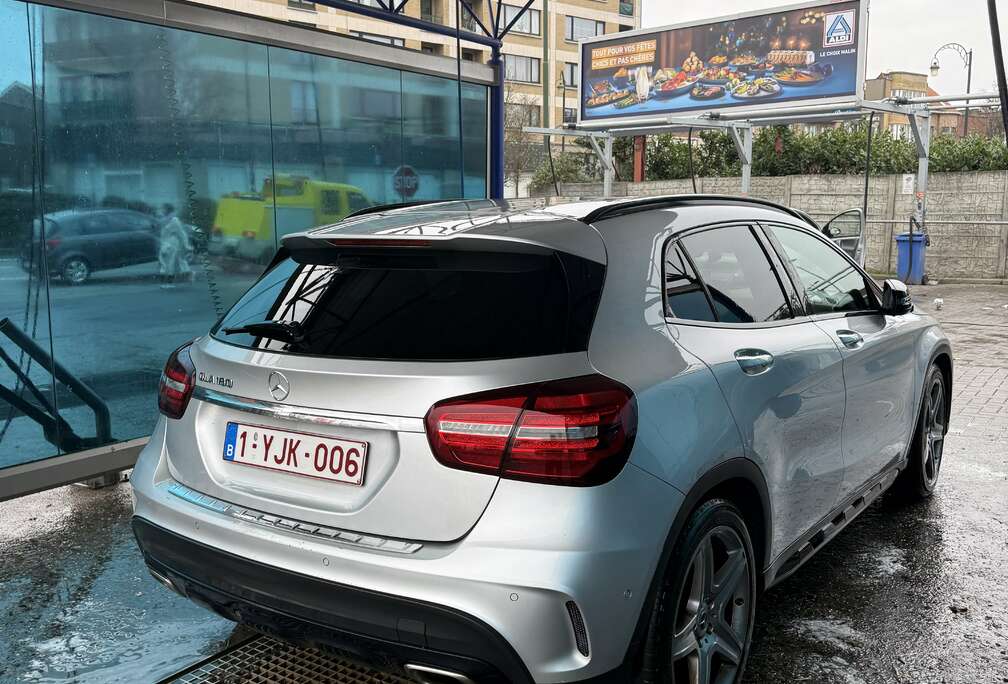 Mercedes-Benz GLA 180 Business Solution AMG (EU6.2)