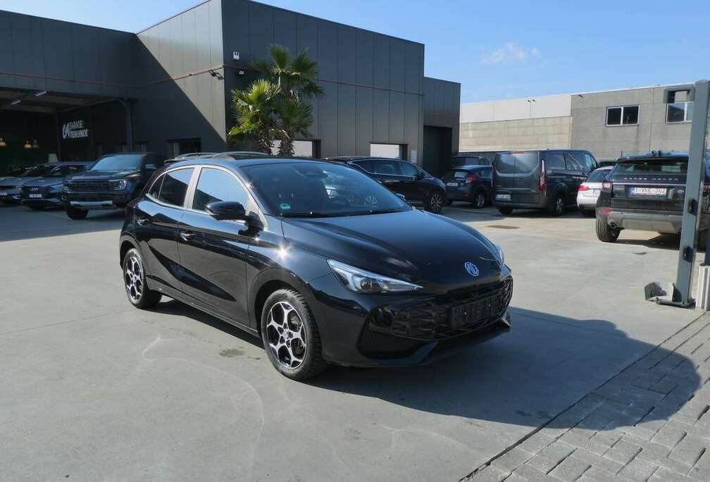 MG Hybrid+ 1.5 i 194pk 360 Camera ACC BLIS (92240)