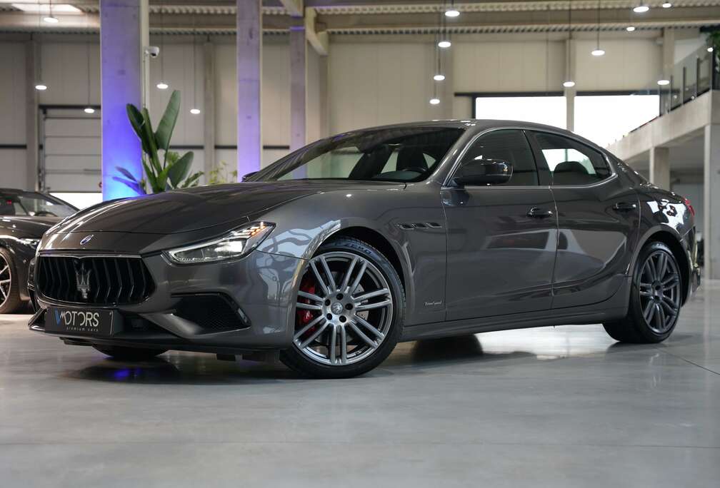 Maserati 3.0 V6 BiTurbo S Q4 - Full service - carbon pack