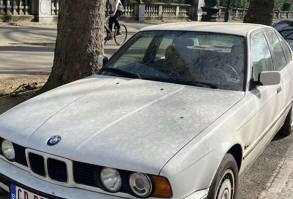 BMW 520i