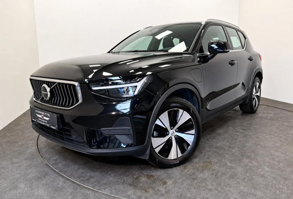 Volvo 1.5 T4 PHEV CORE DCT