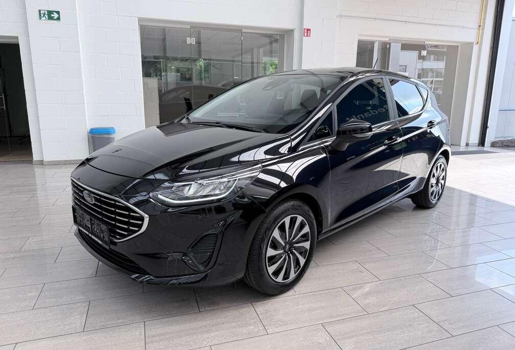 Ford Titanium X 1.0 mhev M6