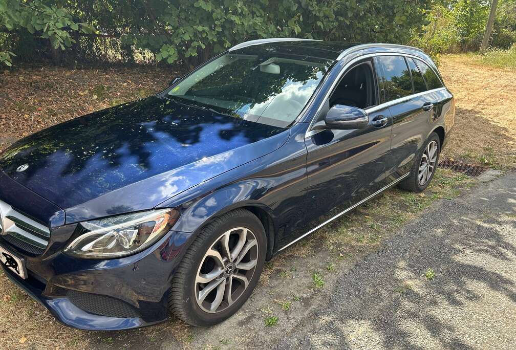 Mercedes-Benz toit pano / cuir